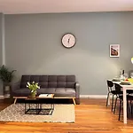 Urban Apartment Im Prenzlauer Kiez Naehe Mauerpark
