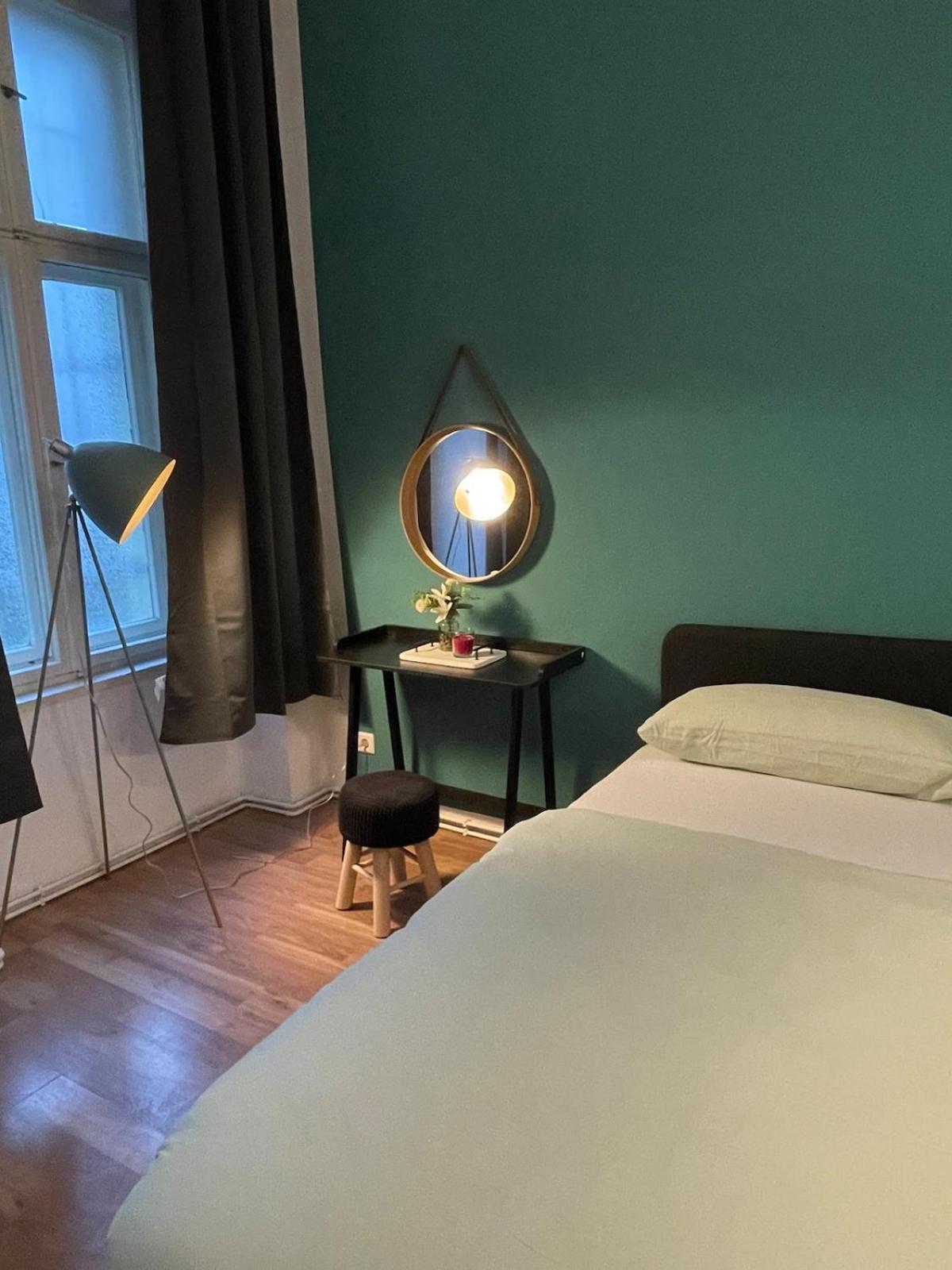 Urban Im Prenzlauer Kiez Naehe Mauerpark Appartement Berlijn